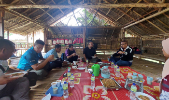 MENYERTAI PROGRAM ZIARAH DAN SANTUNI ORANG KITA BERSAMA ROMBONGAN SENATOR DEWAN NEGARA KE POS TELANOK, CAMERON